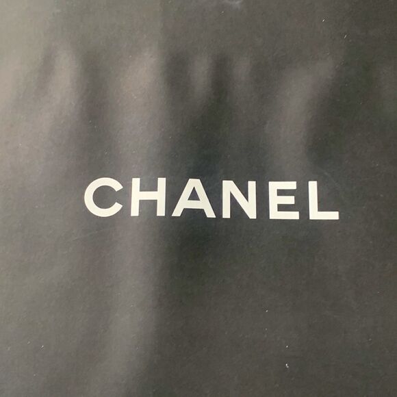 CHANEL Empty Gift Shopping Bag – Black with Logo, 12” x 9.5” – Authentic - Picture 4 of 7